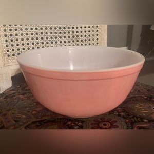 1950s Vintage Pyrex Pink Flamingo Mixing Bowl